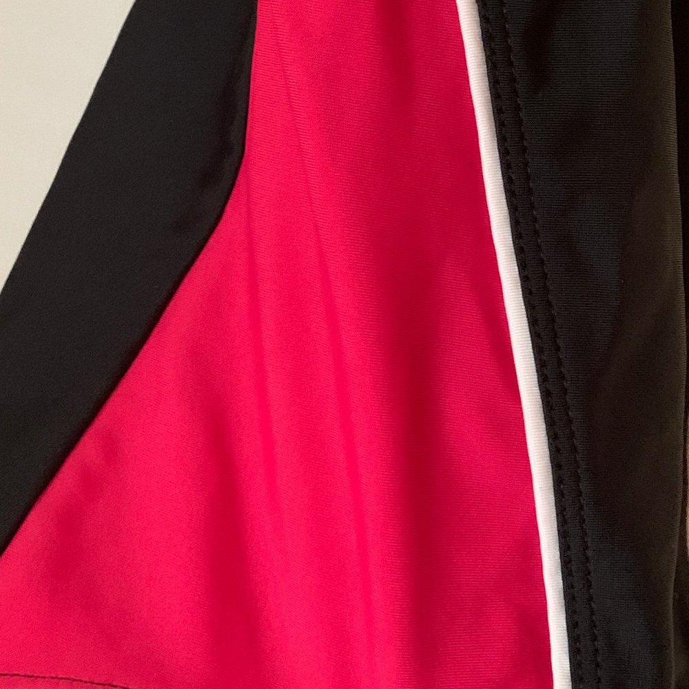 Reebok One Piece Swimsuit | Pink and Black - Picture 4 of 7